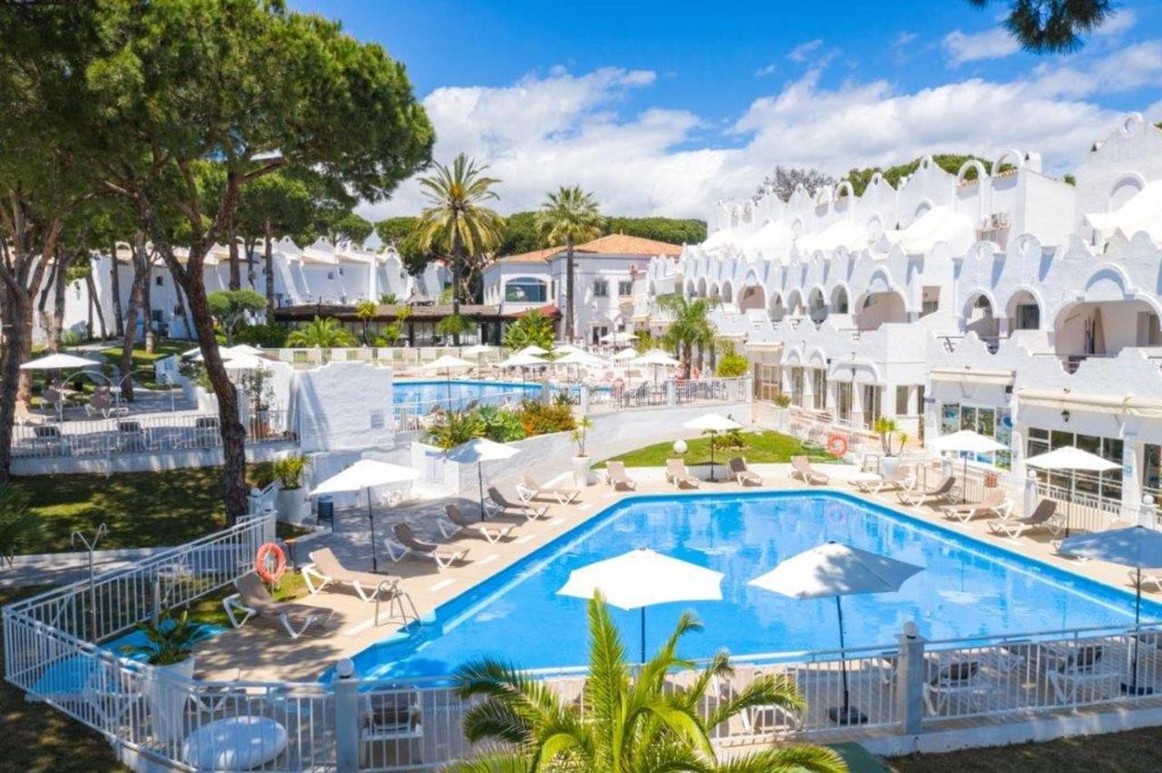 Сasa de vacaciones Townhouse With Pool View - Reserva De *