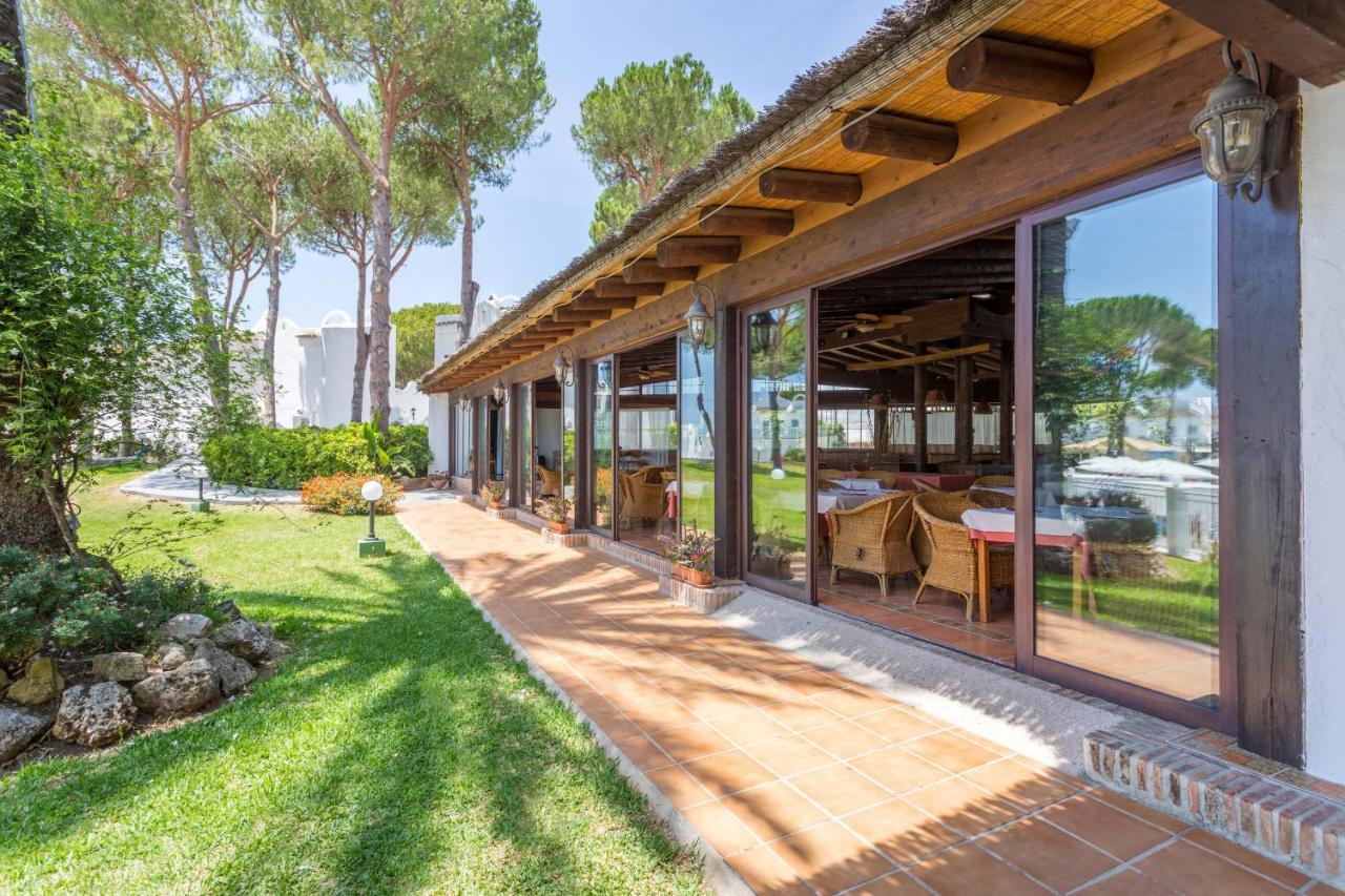 Сasa de vacaciones Townhouse With Pool View - Reserva De *