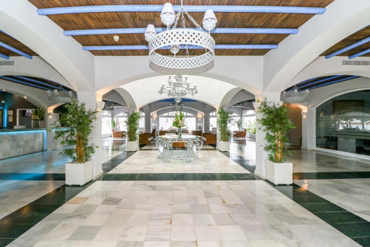 Сasa de vacaciones Townhouse With Pool View - Reserva De *